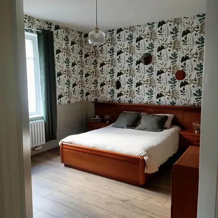 Le Vintage 4 Etoiles Et La 3 Etoiles Jusqu'a 9 Personnes Daire *