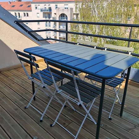 Daire Le Vintage 4 Etoiles Et La 3 Etoiles Jusqu'a 9 Personnes Metz
